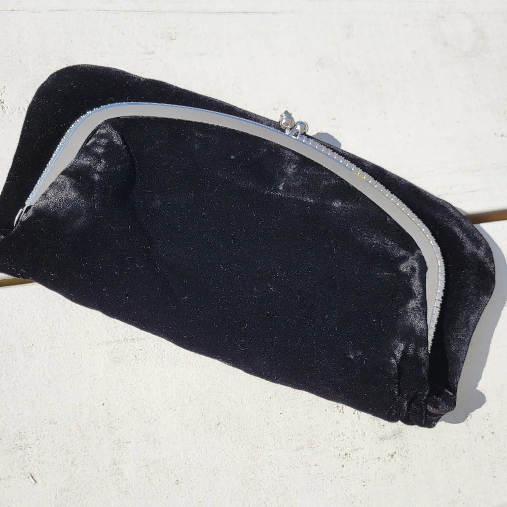Mel-Ton Vintage Black Velvet Foldover Clutch Evening Bag Purse ~ 1950s-1960s (?)